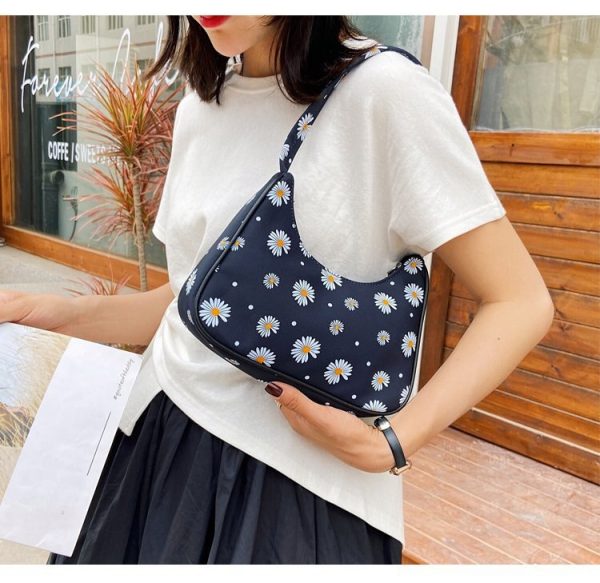 Cute Daisy Flower Print Clutch Purse Women Classic Shoulder Bag Lightweight Handbag with Zipper Closure 2022 Designer Bag - Image 4