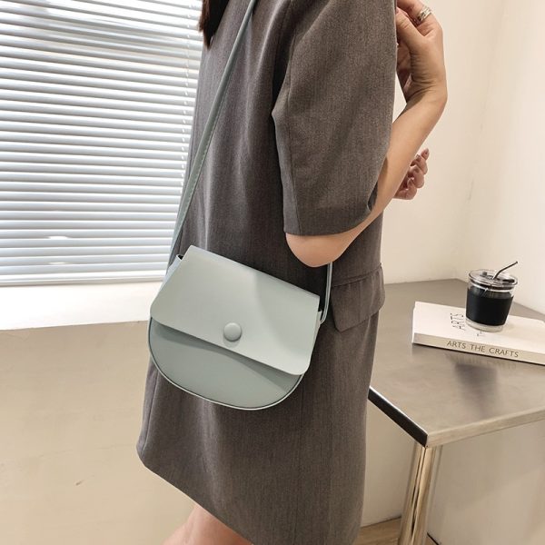 Korean New Summer Women's Bag Simple Pure Color Small Fresh Personality Fashion Bag One Shoulder Crossbody Women's Bag - Image 2