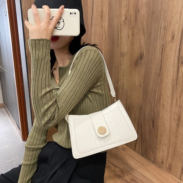 New Crocodile Pattern Rectangular Ladies Handbag Chain Ladies Small Shoulder Bag Fashion Design Leather Armpit Bag Designer Bag - Image 6