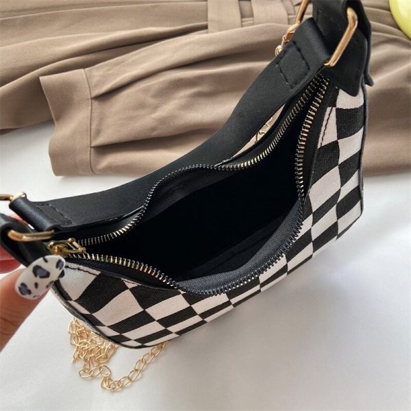 New Korean Version Houndstooth Grid Red Contrast Retro Chessboard Grid Staff Armpit Crescent Pouch Hand Shoulder Bag for Women - Image 4