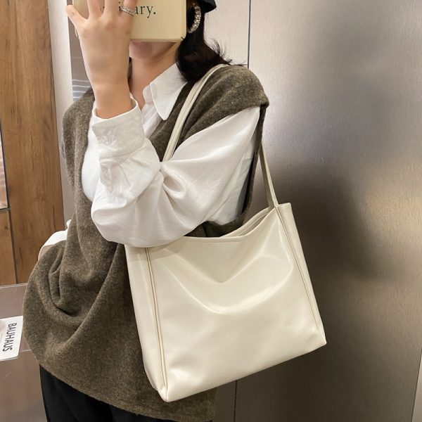 New Trendy Tote Bag Simple Temperament Western Style Large Capacity Shoulder Bag Casual Shopping Bag Luxury Designer Handbag - Image 4