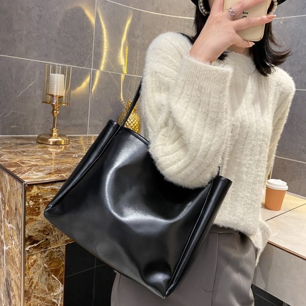 New Trendy Tote Bag Simple Temperament Western Style Large Capacity Shoulder Bag Casual Shopping Bag Luxury Designer Handbag - Image 5