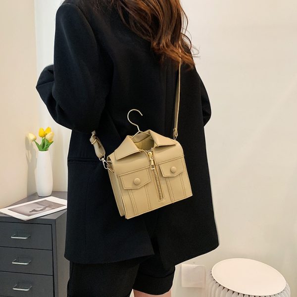 Personalized Design Sense Fashion Simple Casual Handbag 2022 New Western Style Fashion Casual Retro One-shoulder Messenger Bag - Image 3