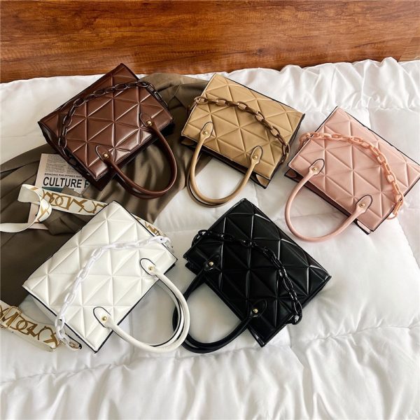Simple Portable Large-capacity Bag Women's Bag Popular New Trendy Fashion Messenger Bag Western Style Rhombus Shoulder Bag - Image 6