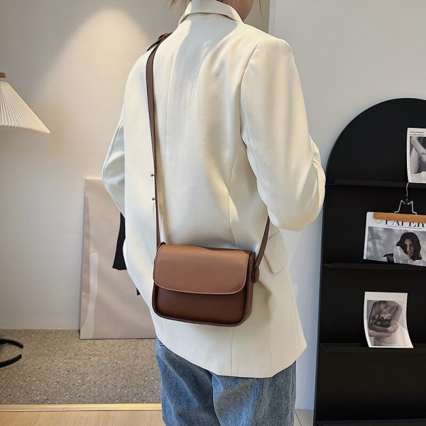 Small Bag Women's 2022 Spring and Summer New Niche Design Casual Messenger Bag Pu Leather Small Square Bag Shoulder Underarm Bag - Image 4