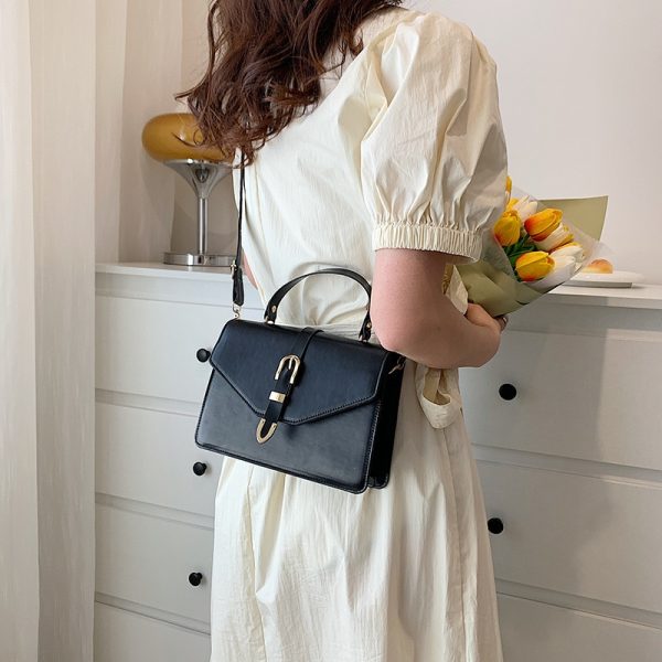 Temperament Small Bag Women's Crossbody Bag New Fashion Hand-held Messenger Bag Solid Color Retro One-shoulder Small Square Bag - Image 3