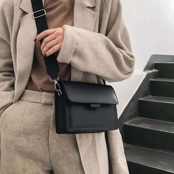 Women's Crossbody Bag New Small Square Bag Trendy Fashion Casual Simple Wide Shoulder Strap Retro One Shoulder Messenger Bag - Image 4