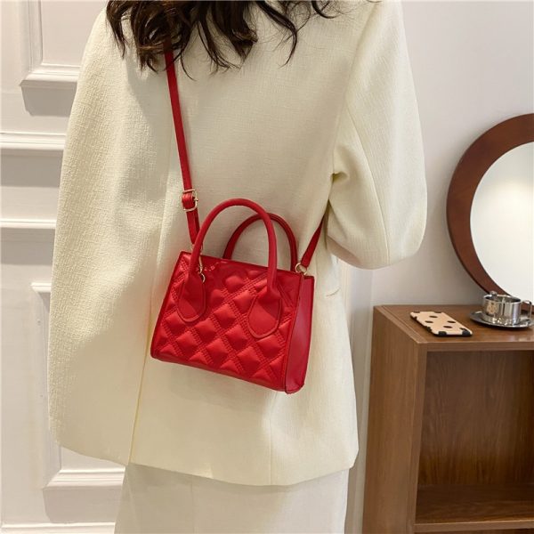 Women's Crossbody Bag Retro Texture Bag New Trendy Fashion One-shoulder Small Square Bag Simple Personality Hand Messenger Bag - Image 4