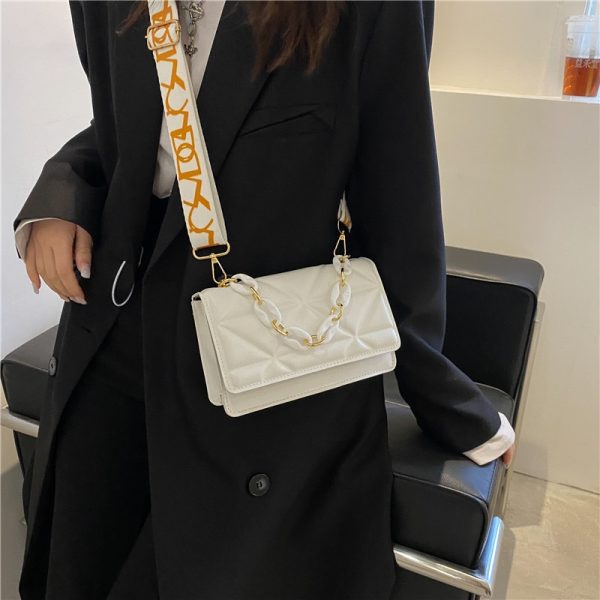 Women's Messenger Bag New Fashion Diamond Chain Solid Color Trendy Texture Wide Shoulder Strap One Shoulder Bag Small Square Bag - Image 4